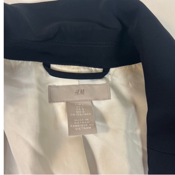 H&M Navy Blue Blazer | Size Large - Picture 5 of 5